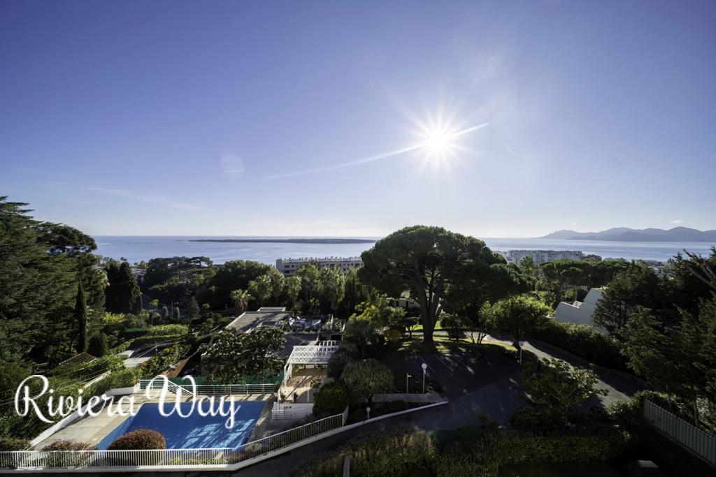 3 room apartment in Cannes, photo #10, listing #105153258
