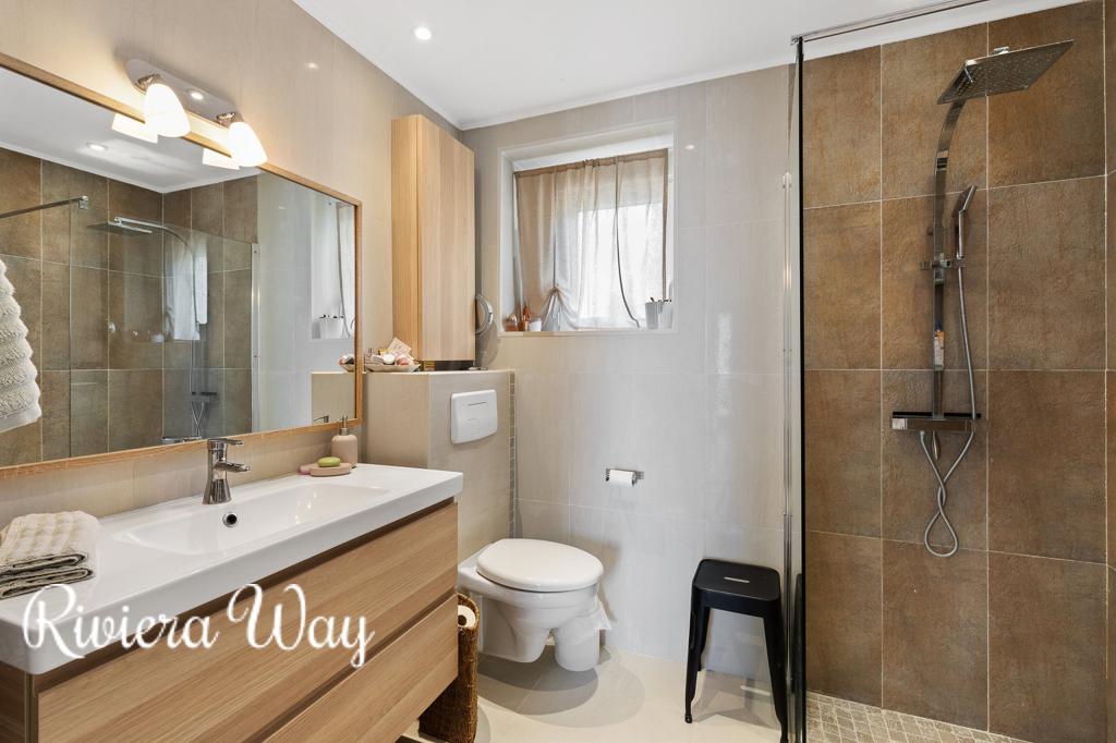 Apartment in Villefranche-sur-Mer, photo #1, listing #93380994