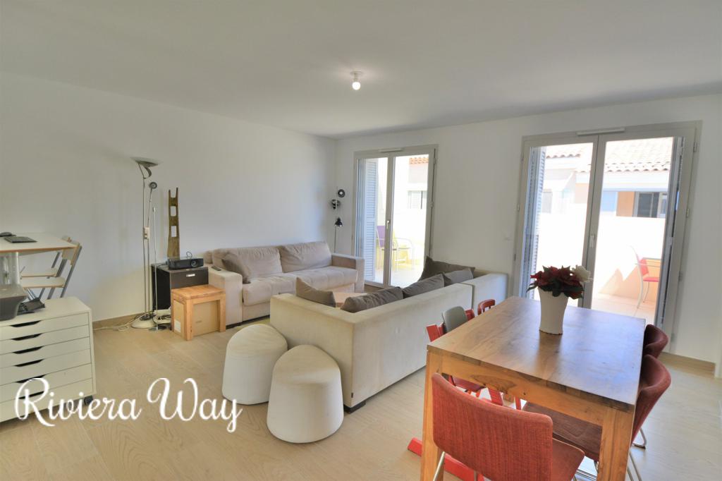 5 room apartment in Antibes, photo #5, listing #89911710