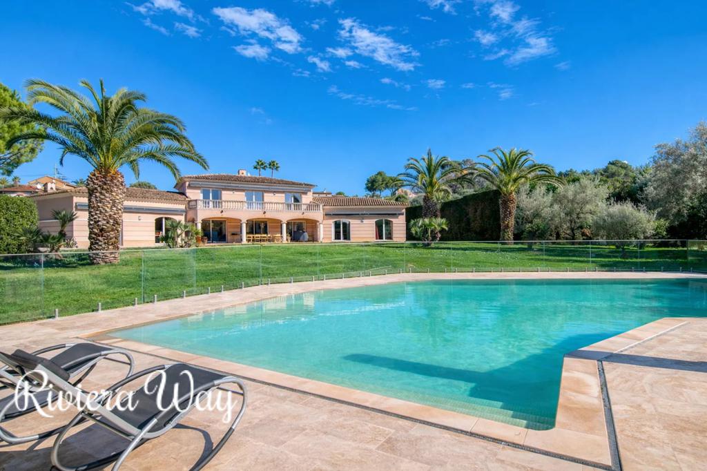 Villa in Mougins, photo #2, listing #105578340