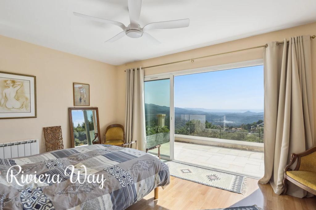 5 room villa in Mandelieu-la-Napoule, photo #9, listing #103125708