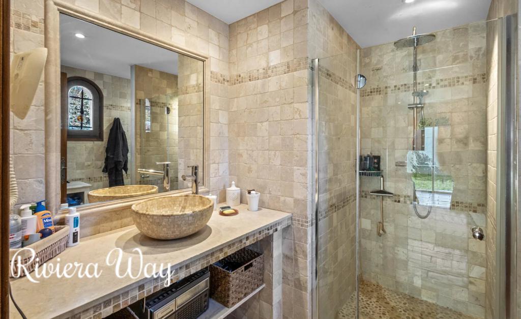 6 room villa in Mougins, photo #7, listing #105739578