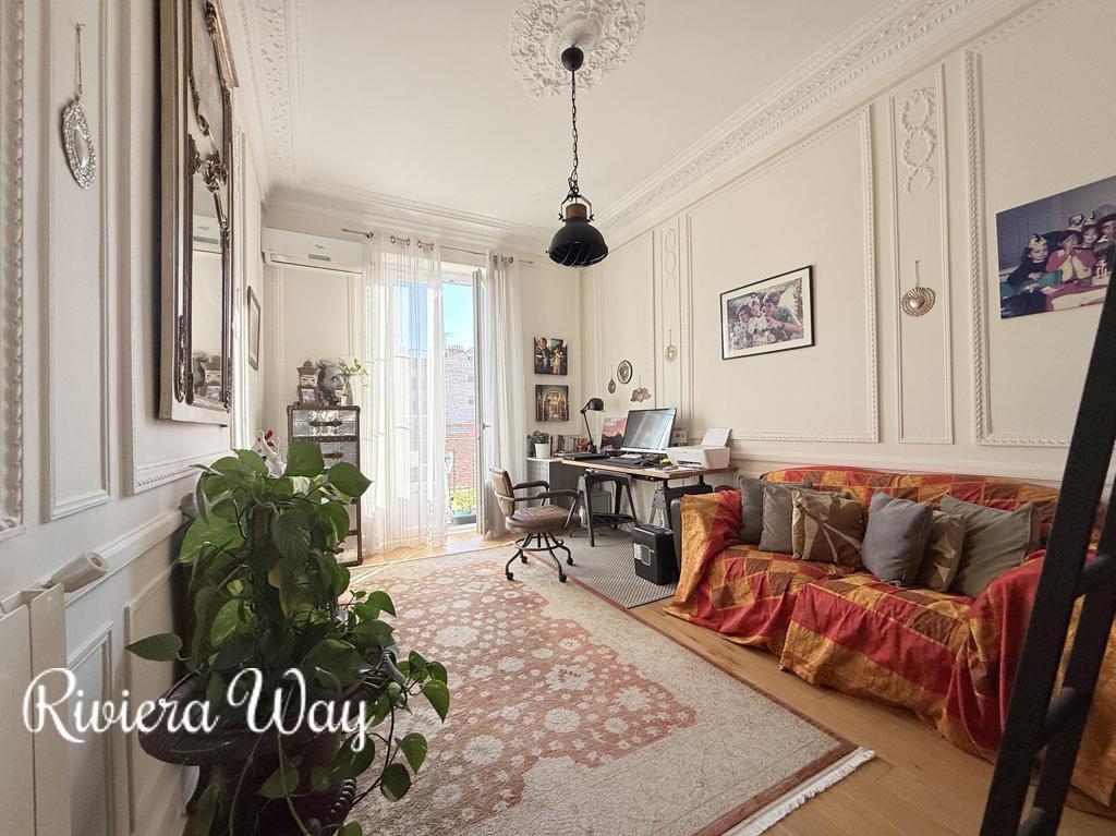 4 room apartment in Le Carré d'Or, 104 m², photo #2, listing #106035720