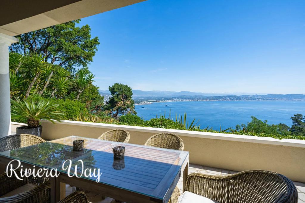 7 room villa in Theoule-sur-Mer, photo #6, listing #106461264
