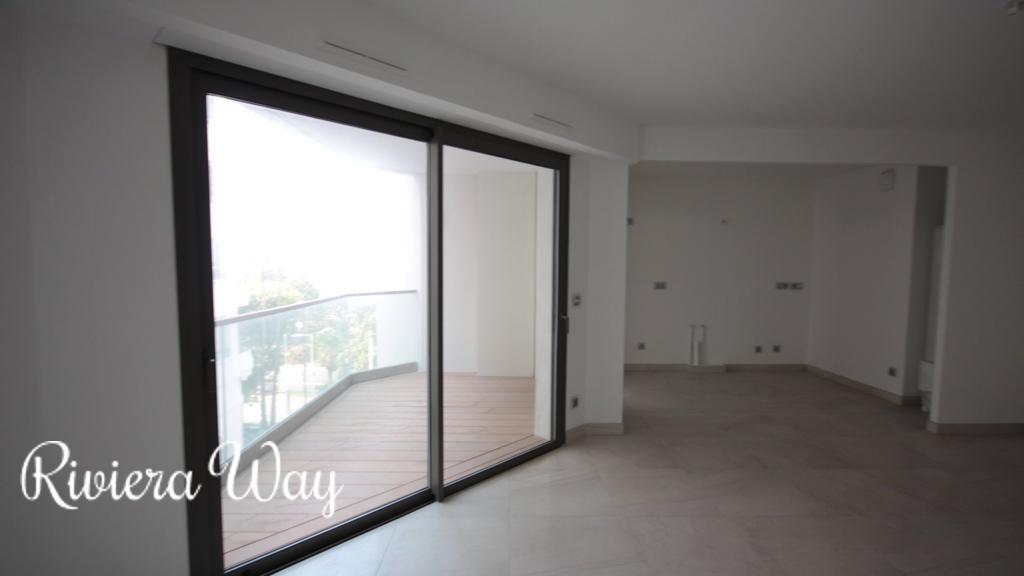 3 room apartment in Cannes, photo #8, listing #78823374