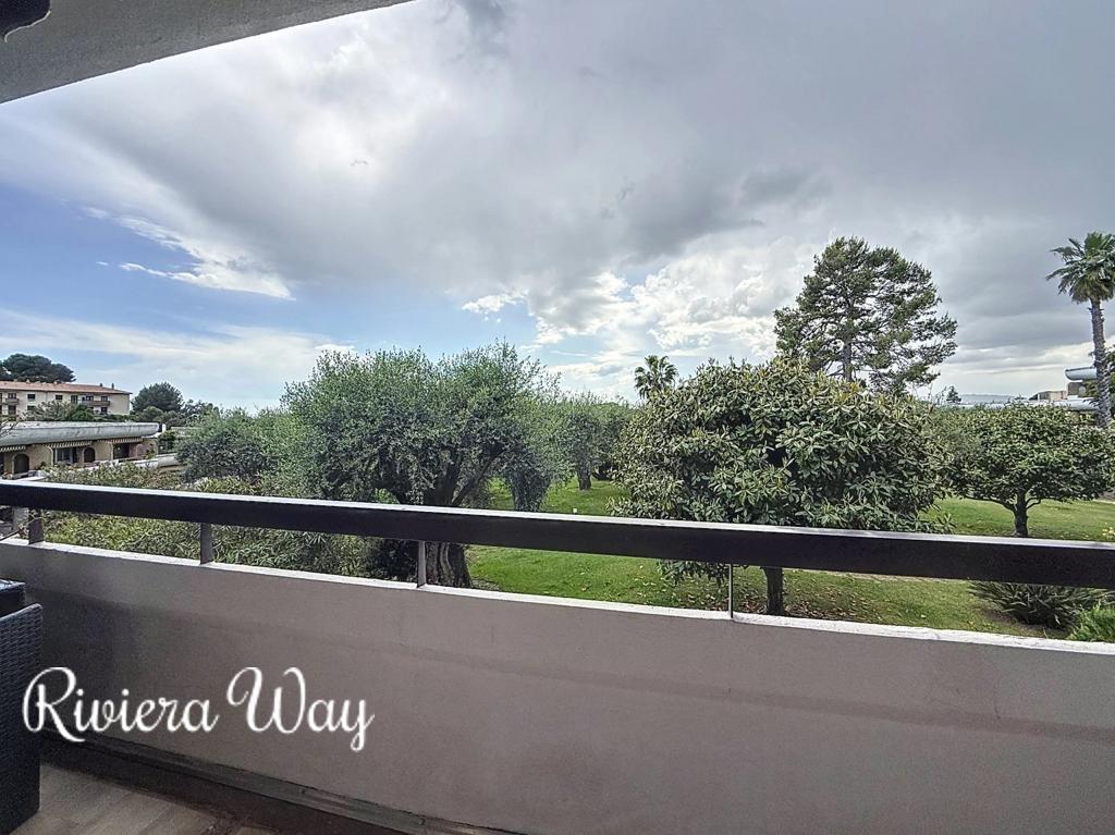 3 room apartment in Le Cannet, photo #5, listing #102995676