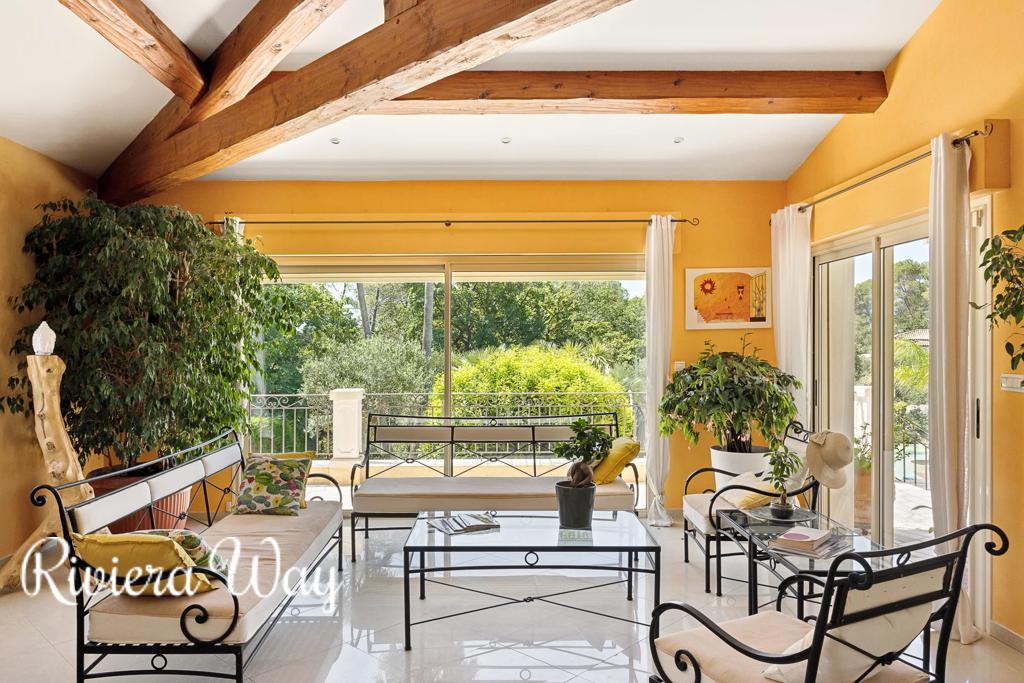 7 room villa in Mougins, photo #7, listing #100189194