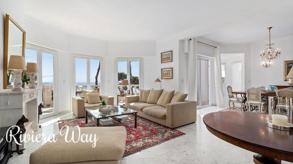 6 room villa in Cap d'Antibes, photo #3, listing #78788640