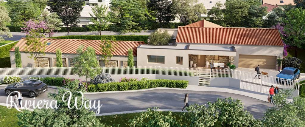 6 room villa in Tourrettes, photo #5, listing #106556268