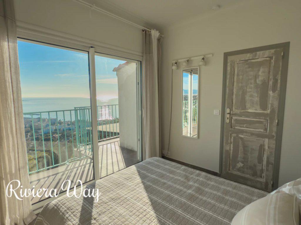 4 room villa in Golf Juan, 112 m², photo #9, listing #103197864