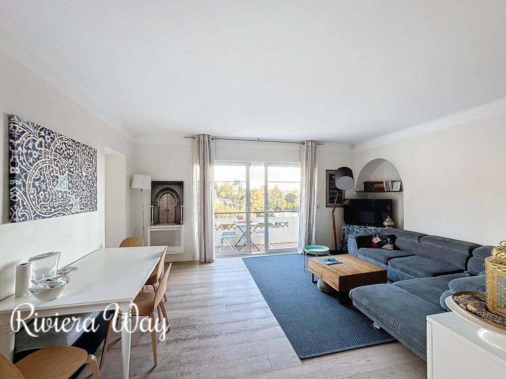 3 room apartment in Cannes, photo #8, listing #102099648