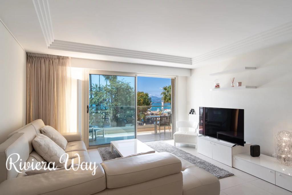3 room apartment in Cannes, photo #5, listing #106226610