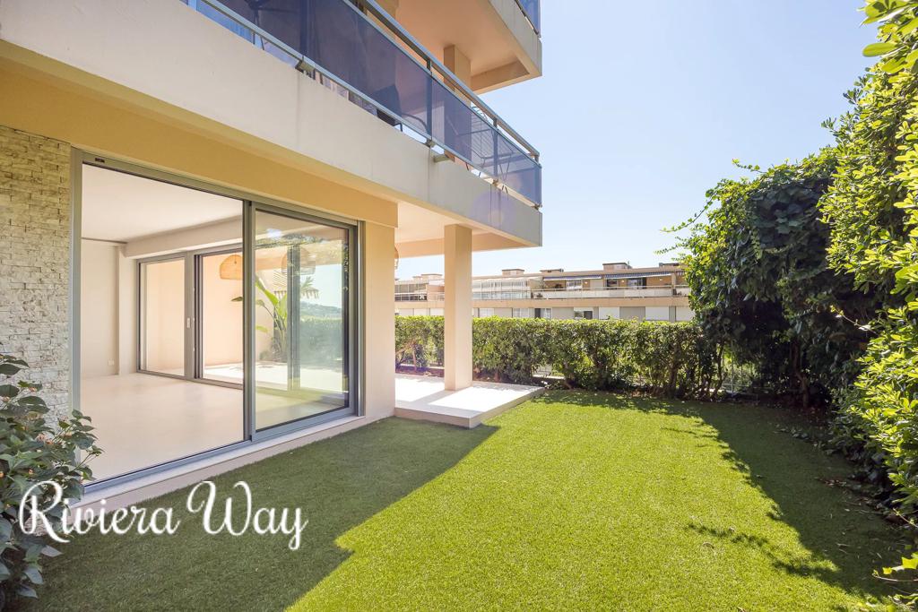 3 room apartment in Villefranche-sur-Mer, photo #8, listing #102855648