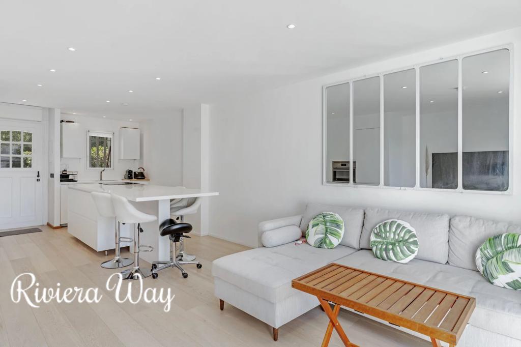 3 room villa in Grimaud, photo #8, listing #103229994