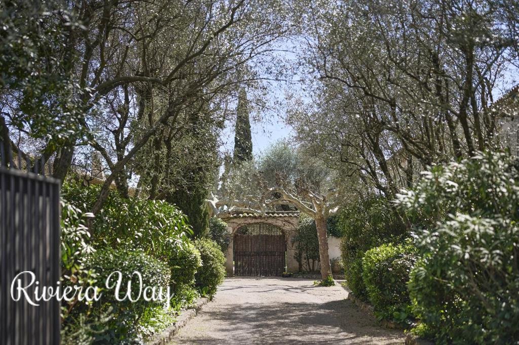 9 room villa in Mougins, photo #9, listing #99430212