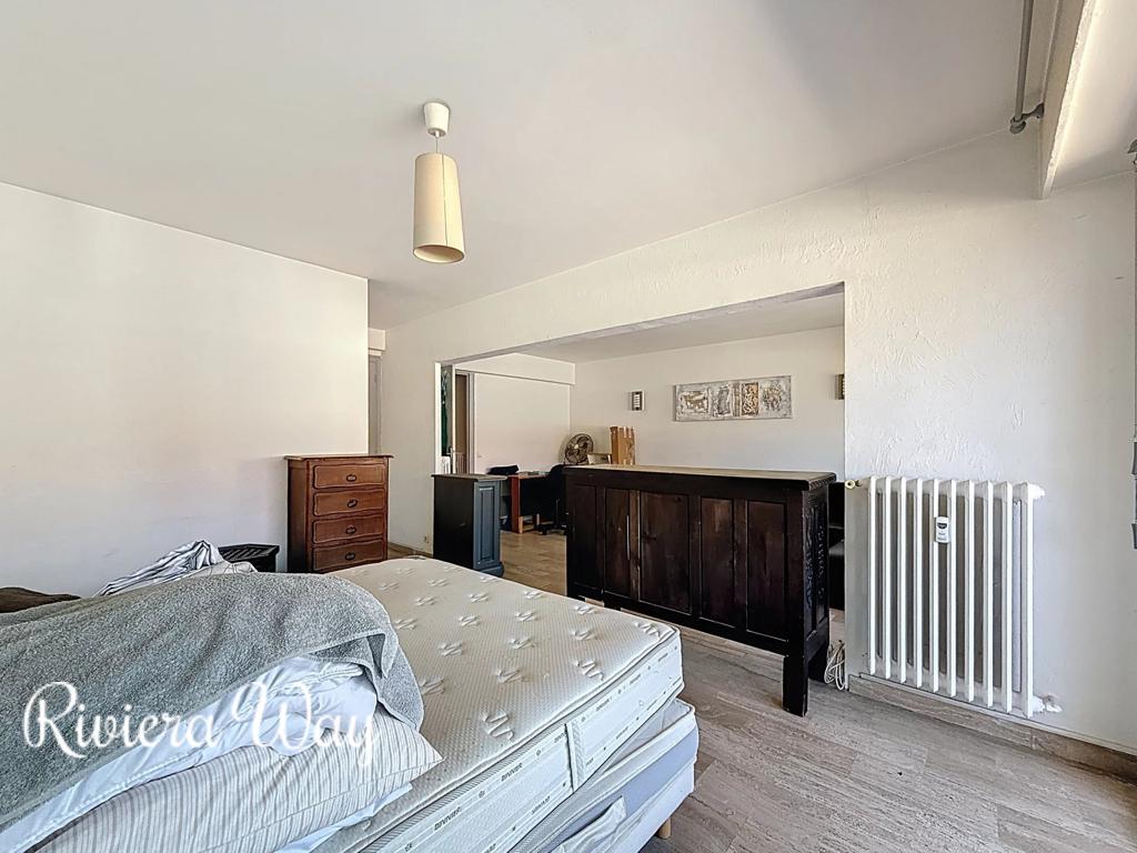 3 room apartment in Cannes, photo #8, listing #104150088