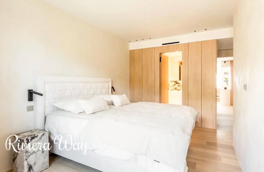 3 room apartment in Cannes, photo #3, listing #104433042