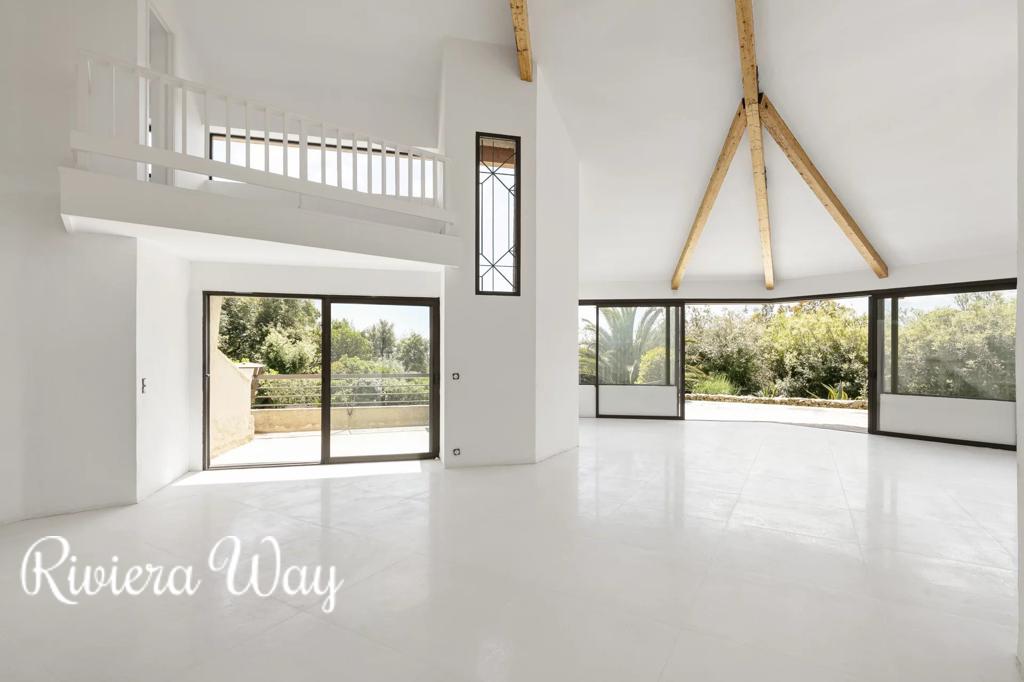 6 room villa in Biot, photo #6, listing #104355636