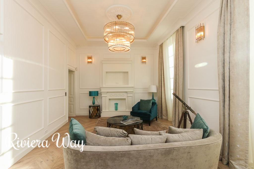 7 room apartment in Nice, 231 m², photo #4, listing #99250578