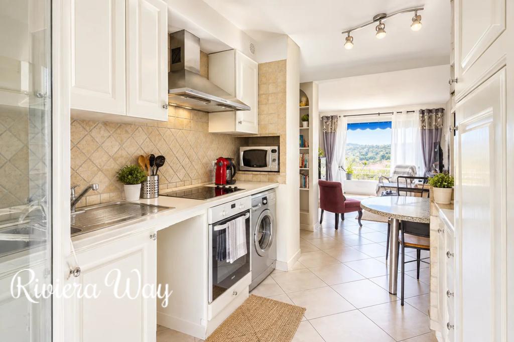 3 room apartment in Nice, photo #6, listing #107206428