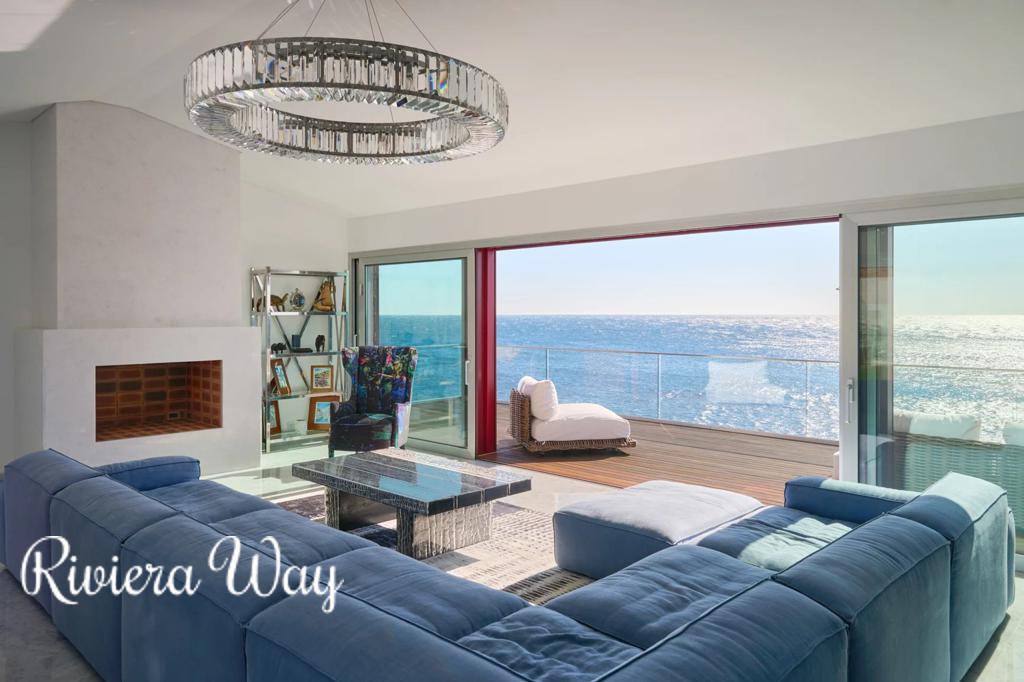 7 room villa in Agay, photo #8, listing #105669480