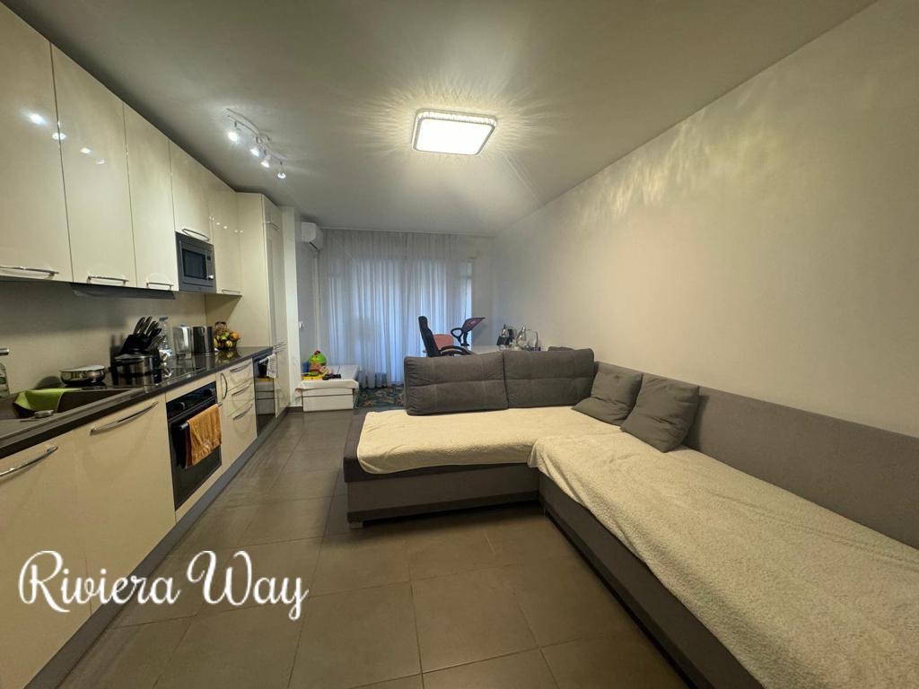 3 room apartment in Menton, 60 m², photo #1, listing #101144232