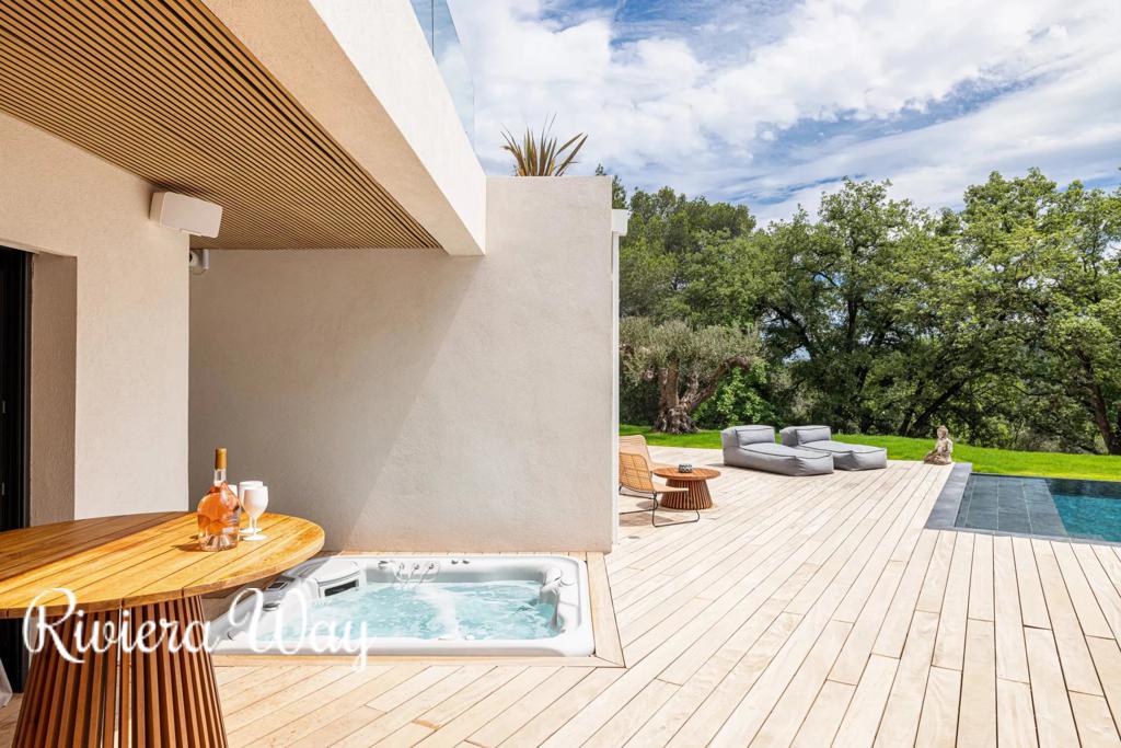 8 room villa in Le Rouret, photo #9, listing #105616560
