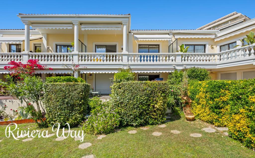 5 room apartment in Cannes, photo #7, listing #106151136