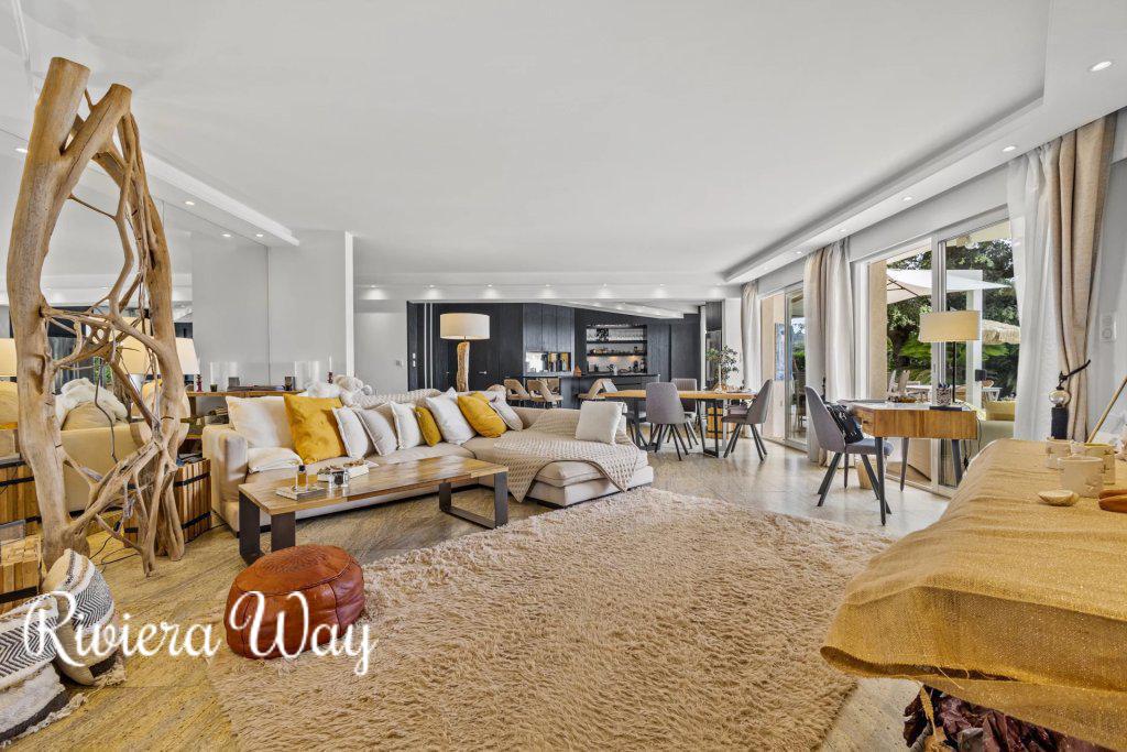 7 room villa in Vallauris, 300 m², photo #4, listing #103196604