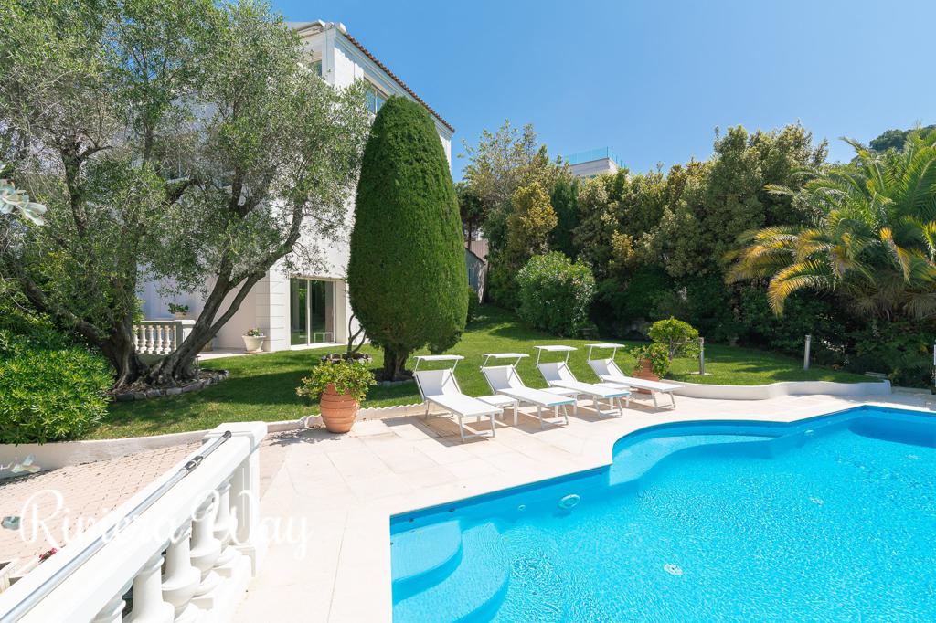 9 room villa in Cannes, photo #4, listing #78863274