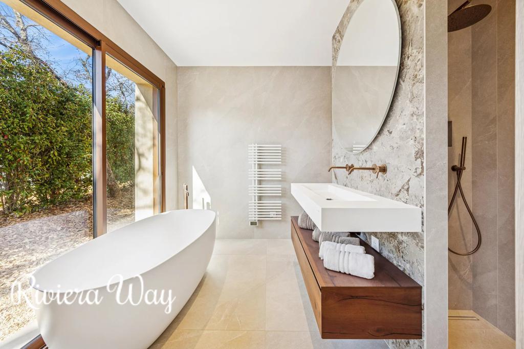 6 room villa in Fayence, photo #9, listing #105916818