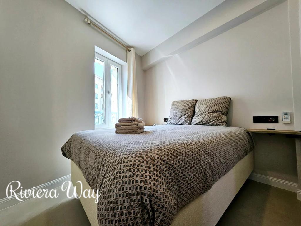 3 room apartment in Antibes, photo #4, listing #103725468