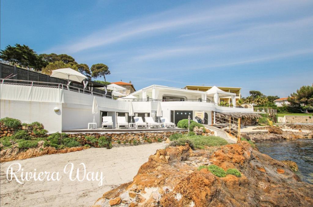 5 room villa in Cap d'Antibes, photo #1, listing #83325984