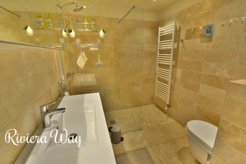 3 room apartment in Antibes, photo #5, listing #103709718