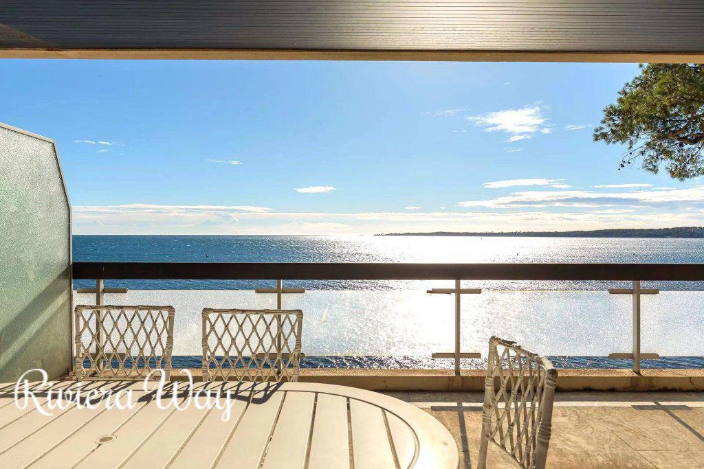 3 room apartment in Cannes, 93 m², photo #2, listing #103219368