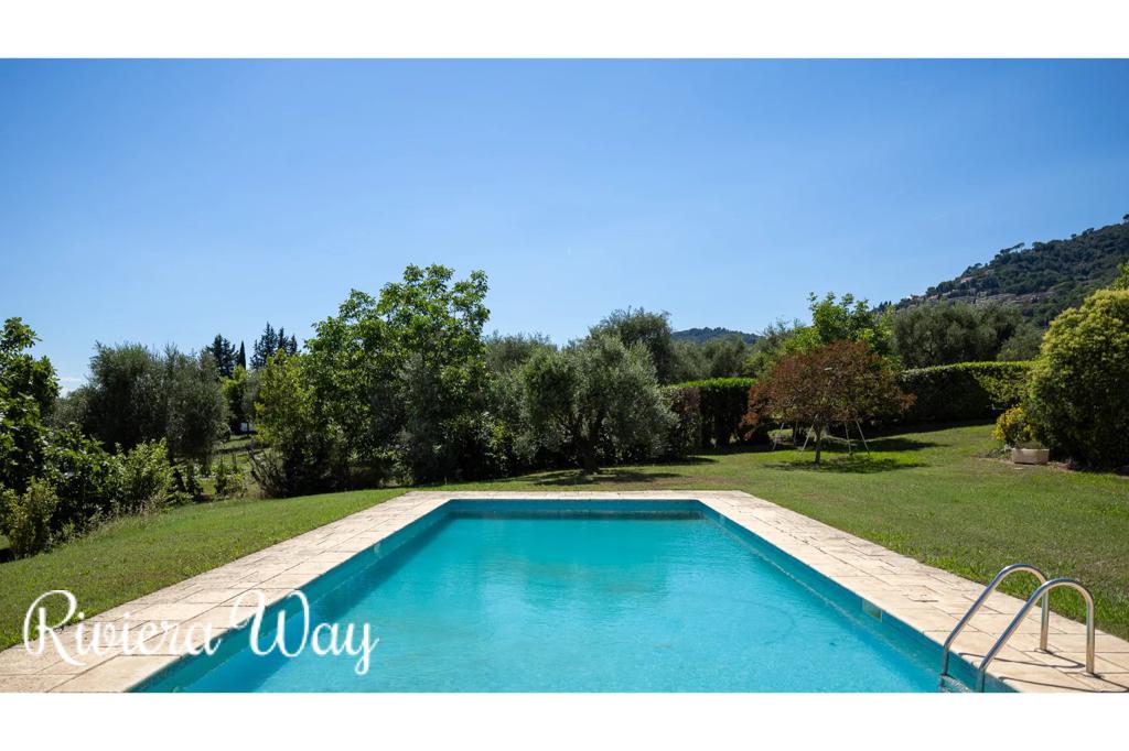 10 room villa in Grasse, photo #6, listing #100163112