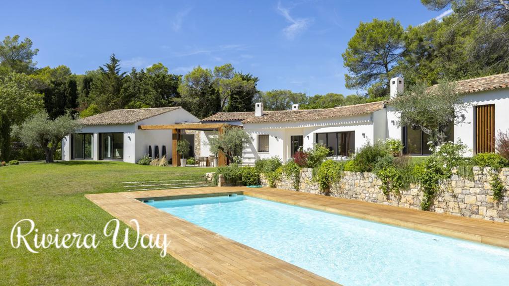 7 room villa in Mougins, photo #2, listing #106990674