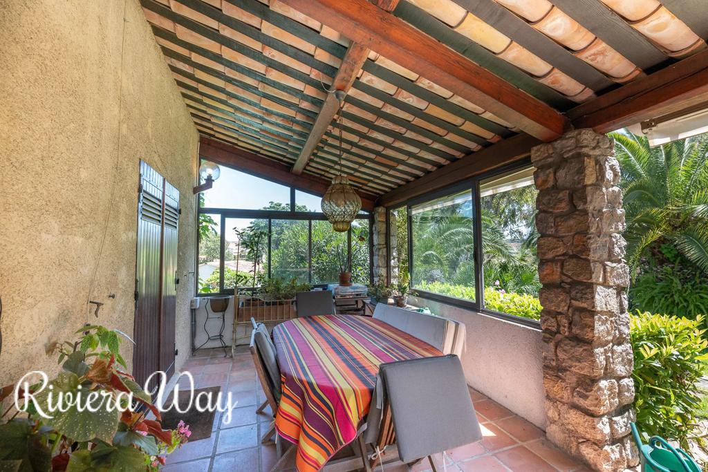 Villa in Cap d'Antibes, photo #1, listing #104090616