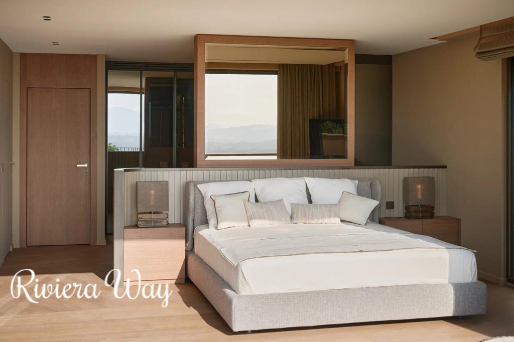 9 room villa in Mougins, photo #6, listing #103278882