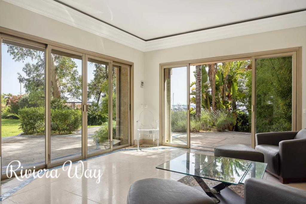 6 room villa in Cap d'Antibes, photo #10, listing #92916306