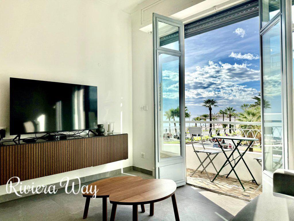 2 room apartment in Promenade des Anglais, 47 m², photo #1, listing #106794996