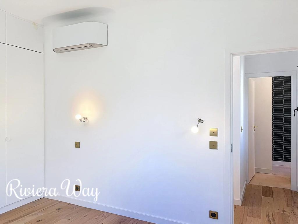 5 room villa in Cap d'Antibes, photo #5, listing #104214138