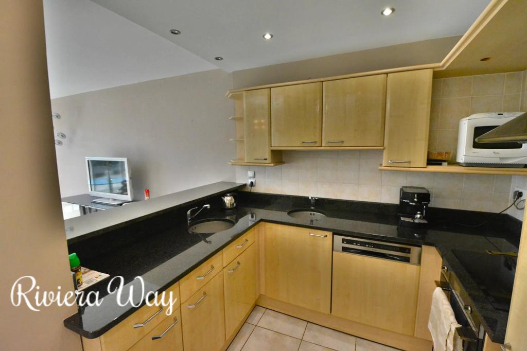 2 room apartment in Juan-les-Pins, photo #6, listing #105909678