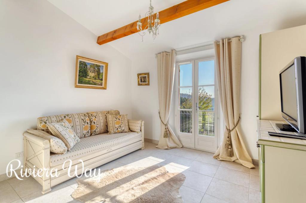 6 room villa in Grimaud, photo #7, listing #97359738
