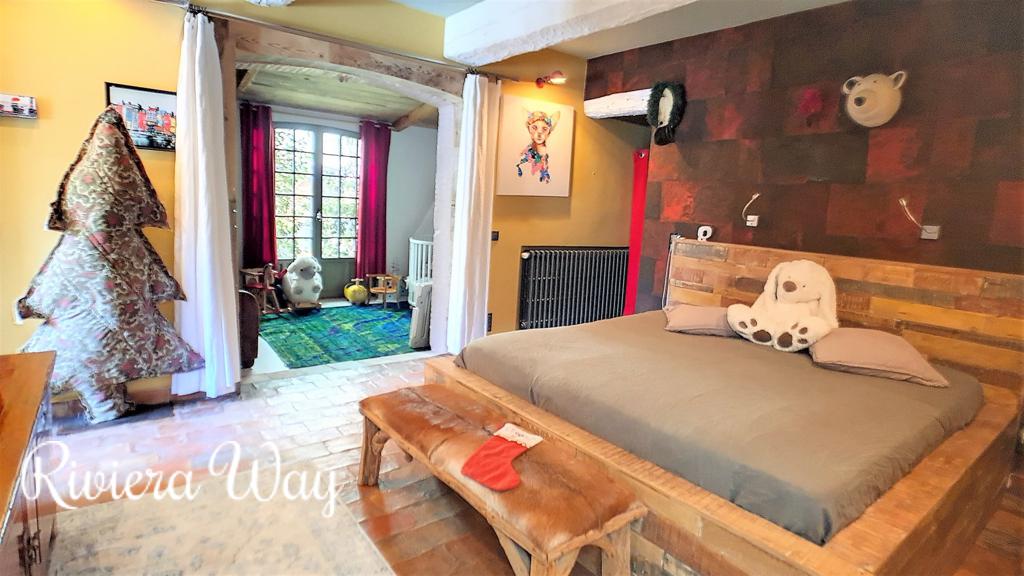 17 room villa in Muan-Sarthe, photo #6, listing #88165770
