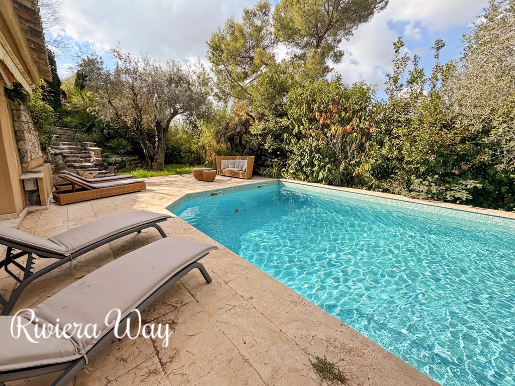 7 room villa in Roquefort-les-Pins, photo #5, listing #107121966