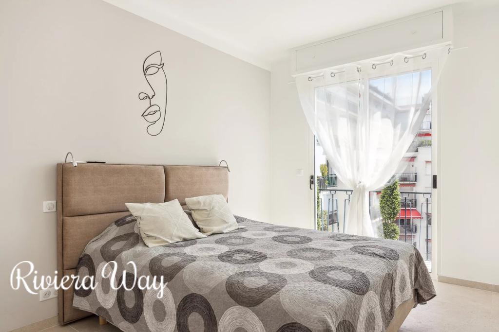 3 room apartment in Cannes, photo #3, listing #102865980