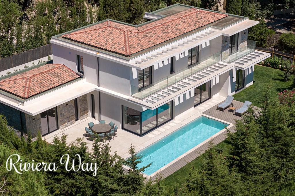 5 room villa in Mougins, photo #1, listing #100117794