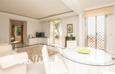 4 room apartment in Cap d'Ail, 125 m²