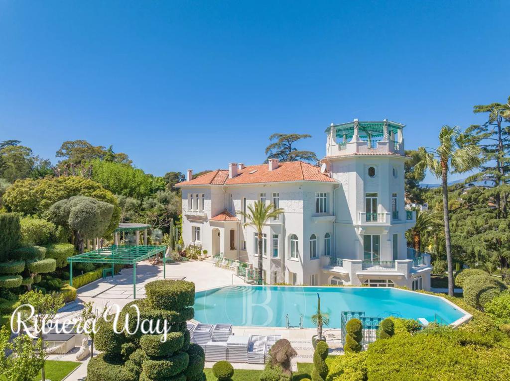 15 room villa in Cap d'Antibes, photo #2, listing #95243988